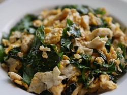 Resep Orak-arik Telur Daun Melinjo, Renyah Lezat Untuk Lauk Nasi