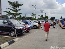 Jabar Hari Ini: Terkuak Modus Karcis Fotokopi Jukir Nakal Masjid Al-Jabbar