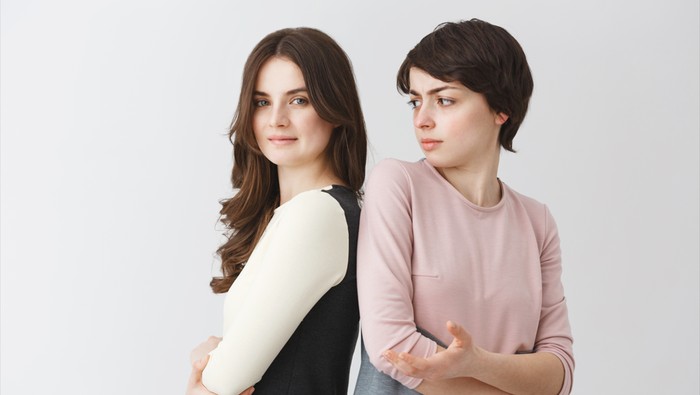 Ilustrasi Teman Iri/ Foto: freepik.com/cookie_studio