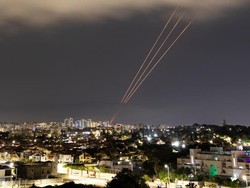 Yordania-Irak-Lebanon Buka Lagi Wilayah Udaranya Usai Iran Serang Israel