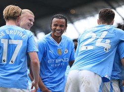 Klasemen Liga Inggris: City ke Puncak, MU Turun Peringkat