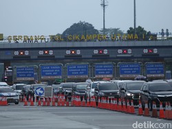Antrean Kendaraan Arah Jakarta Mulai Terlihat di GT Cikatama