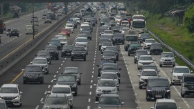 Polri Prediksi Puncak Arus Mudik Hari Ini, Siapkan Rekayasa Lalin