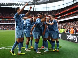 Aston Villa Main Luar Biasa Saat Menang Lawan Arsenal