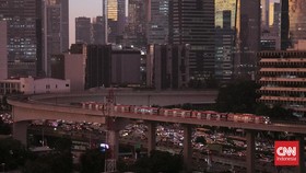LRT Perpanjang Jam Operasional Hingga Pukul 01.33 di Malam Tahun Baru