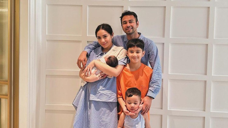 Lily, Raffi Ahmad dan Nagita Slavina