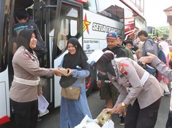Ikut Balik Mudik Gratis Polres Jepara, Warga: Bantu Kembali ke Jakarta