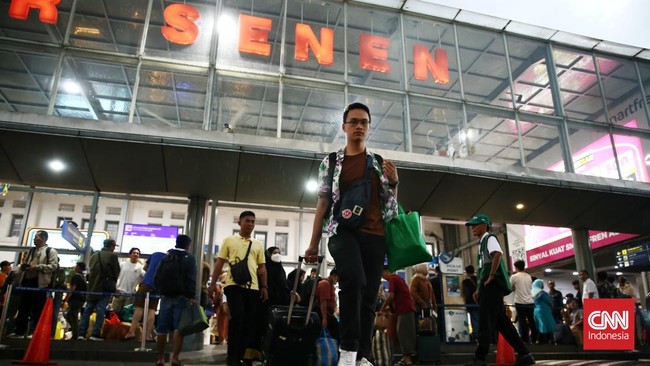 Jadwal Terbaru Kereta Jarak Jauh dari Stasiun Pasar Senen, Efektif Mulai 1 Juli