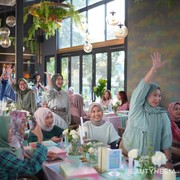 Praktis! Ini Rahasia Wajah Terlindungi dari Sinar Matahari, Tapi Tampilan Bisa Fresh Sepanjang Hari