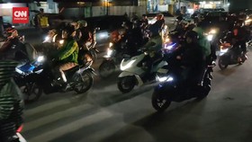 VIDEO: Arus Balik Pantura Kota Cirebon Macet. Dipadati Pemudik Motor