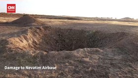 VIDEO: Pangkalan Udara Israel Babak Belur Usai Dihujani Rudal Iran