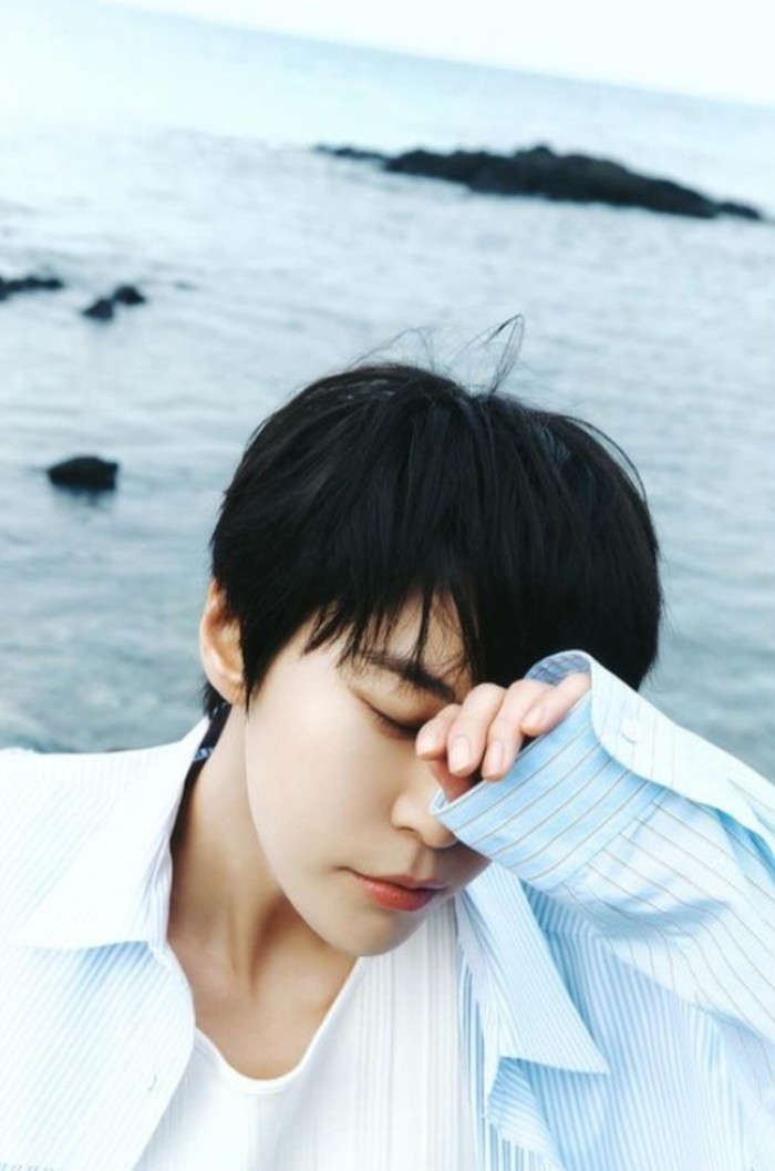 Doyoung NCT resmi debut solo dengan merilis album pertama bertajuk “YOUTH” pada Senin, (22/4)/Foto: instagram.com/nct