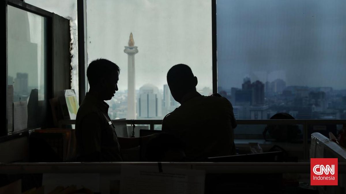 Jakarta Bakal Terapkan WFH ASN Hemat BBM Imbas Perang AS-Israel-Iran