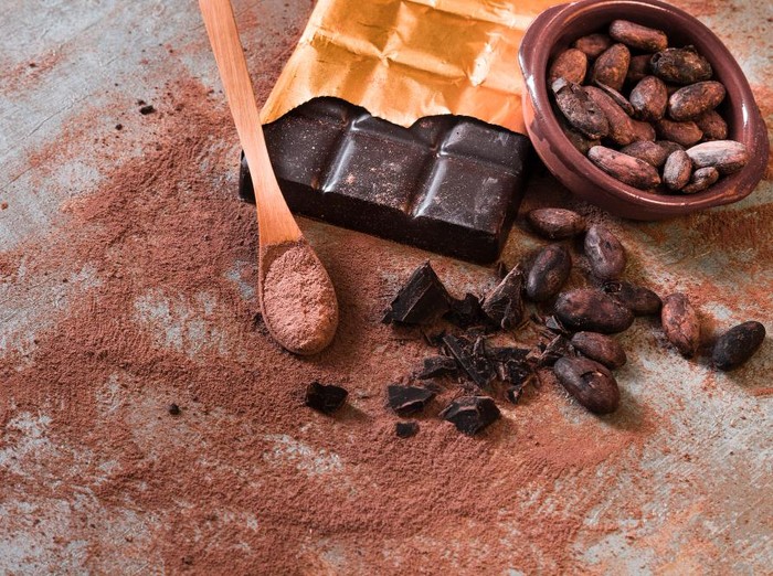 Konsumsi coklat hitam/Foto:freepik.com/freepik