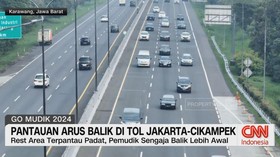 VIDEO: Arus Balik di Tol Jakarta-Cikampek, Rest Area Terpantau Padat