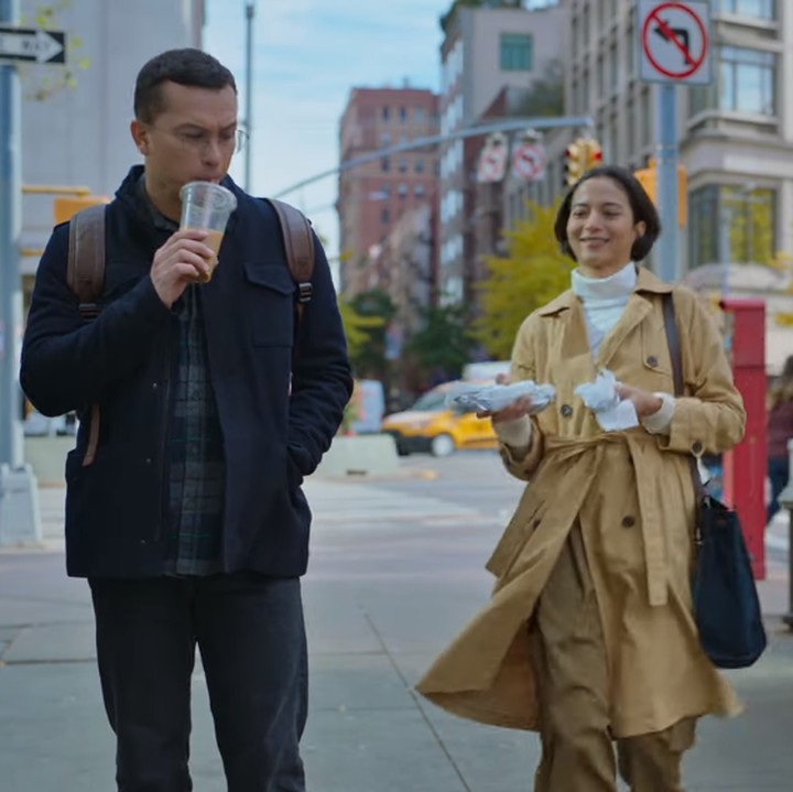 <p>Selain Putri Marino dan Nicholas Saputra, sederet aktor Tanah Air lainnya juga akan bermain di film ini, lho. Bunda turut menantikan film ini tayang di bioskop? (Foto: YouTube StarvisionPlus)</p>