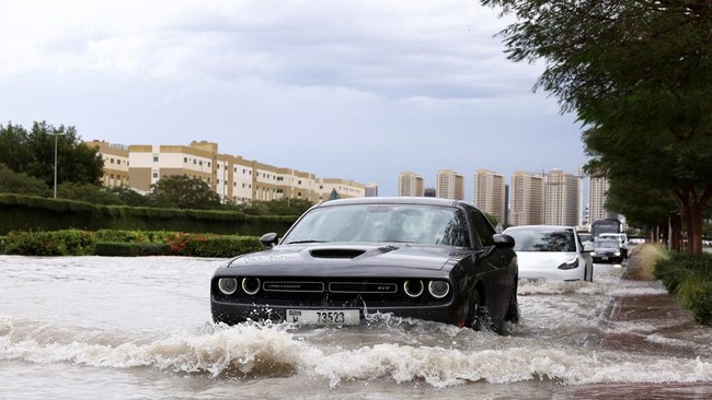 Fenomena Banjir Ekstrem Mengguncang Metropolis Gurun: Penyebab dan Dampak di Dubai