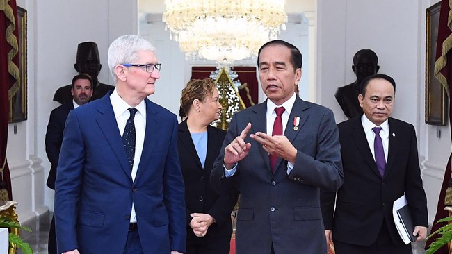 Menyelami Perjalanan Penting Tim Cook ke Tanah Air: Kunjungan Boss Apple ke Indonesia