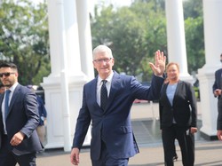 Bos Apple Tim Cook Tiba di Istana untuk Bertemu Jokowi