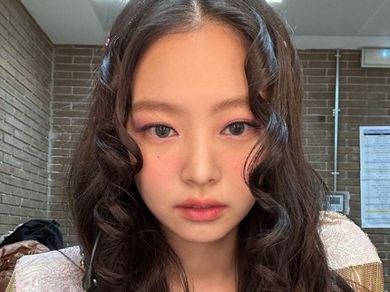 7 Referensi Soft Glam Makeup ala Jennie BLACKPINK, Cantik Bisa untuk Acara Siang dan Malam