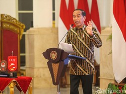 Presiden Jokowi Sebut UKT PTN Mungkin Naik Tahun Depan