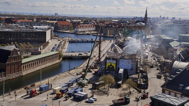 Tragedi Kebakaran Meluluhlantakkan Warisan Budaya Copenhagen, Menghancurkan Arsip Berharga Denmark