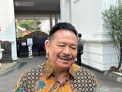 3 Gugatan ke Jokowi Kandas, Otto: Ibarat Sepak Bola, Ini Hattrick