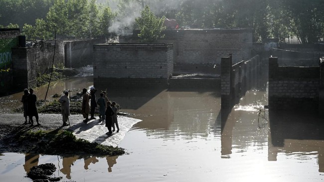 Bencana Hujan Badai dan Banjir Melanda Pakistan dan Afghanistan, Menewaskan Ratusan