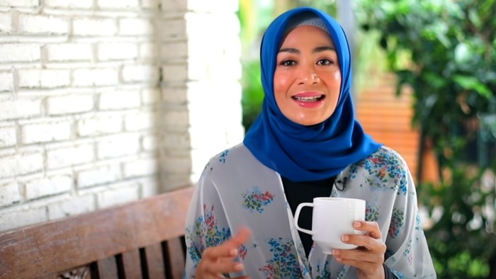 Contek 3 Resep Minuman Pelangsing Praktis ala Dewi Hughes yang Bisa Turun 30 Kg