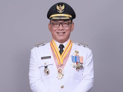 Walkot Cilegon Sumbangkan Semua Gajinya untuk Kebutuhan Masjid-Musala