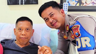 img-title Setia Rawat Ayah, 7 Potret Ega Anak Tukul Arwana Kini Punya Jabatan di Kepolisian