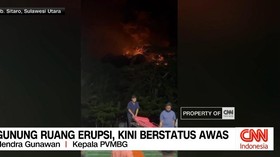 VIDEO: Gunung Ruang Muntahkan Abu Vulkanik, 11 Ribu Jiwa Mengungsi