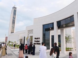 Lebaran di Abu Dhabi dan Cerita WNI Salat Id Pertama di Masjid Jokowi