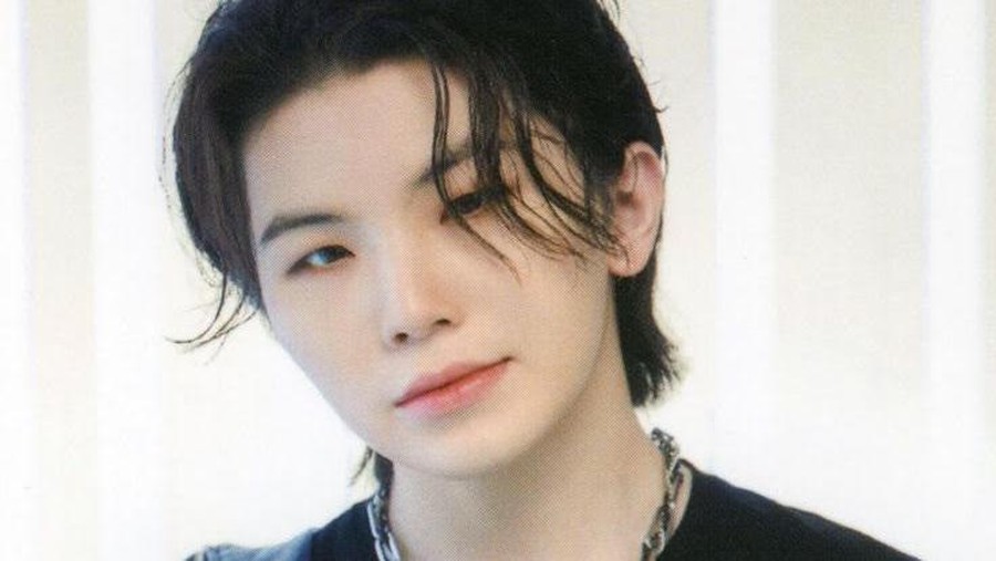 Woozi&comma; Member Seventeen K-Pop&period;