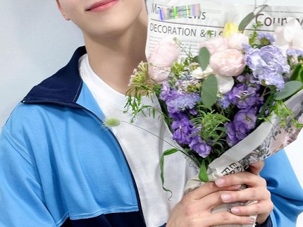 5 Tips Diet Seungkwan SEVENTEEN yang Sukses Tiruskan Pipi dan Pertegas Garis Rahang