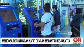 VIDEO: Mencoba Peruntungan Karir, Anak Muda Cari Kerja di Jakarta