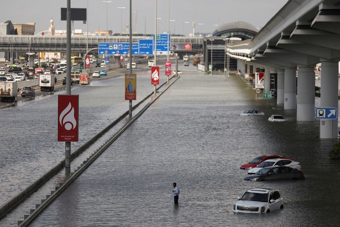 Ini Penyebab Banjir di Dubai yang Menjadi Banjir Terparah dalam 75 ...