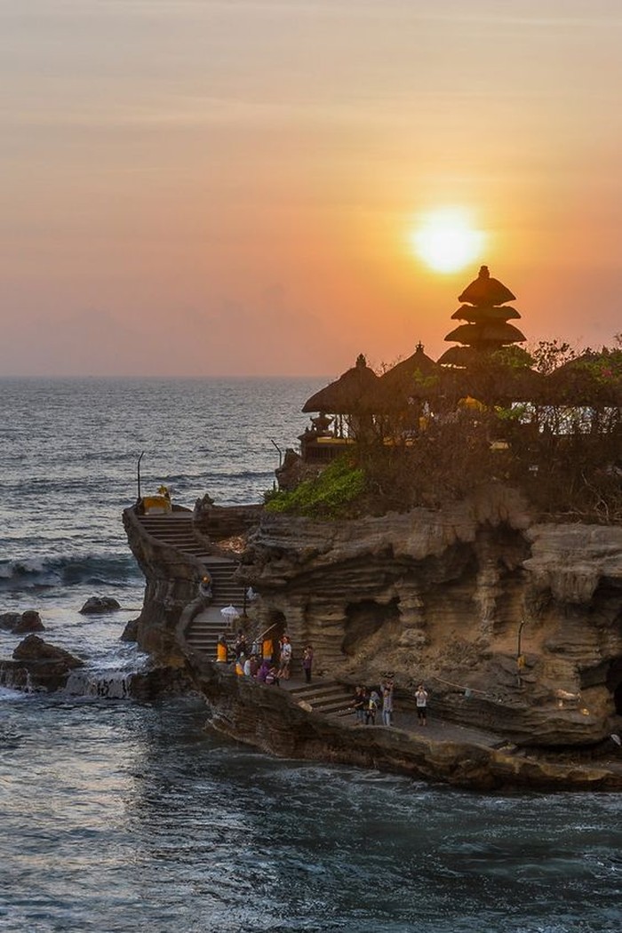 8 Tempat di Bali yang Miliki Pemandangan Sunset Memesona