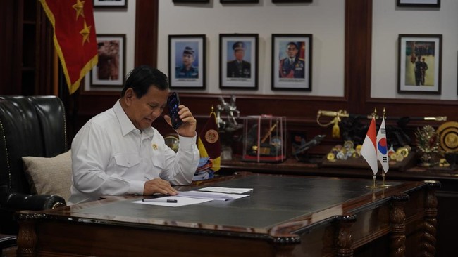 Telepon Prabowo, Presiden Korsel Yoon Suk Yeol ucap selamat soal hasil Pilpres hingga singgung kerja sama dua negara.