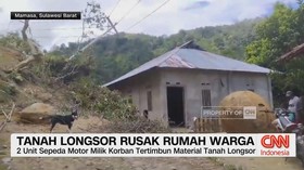 VIDEO: Tanah Longsor Rusak Rumah Warga