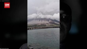 VIDEO: PVMBG Naikkan Status Gunung Ruang Menjadi Awas