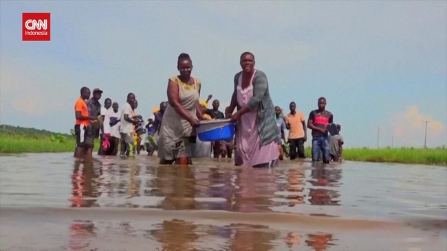 Hujan badai dan banjir bandang melanda ibu kota Kenya, Nairobi, pada Rabu (24/4). Peristiwa ini menewaskan sedikitnya sepuluh orang.