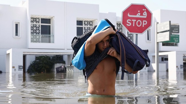 cuaca buruk melanda Dubai: Penutupan Bandara dan Sekolah Akibat Badai Hujan Lebat