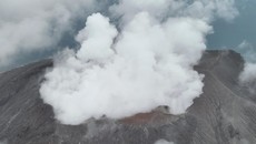 14 Penerbangan Makassar-Manado Dibatalkan Imbas Erupsi Gunung Ruang