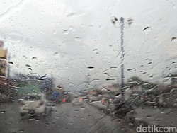 Prakiraan Cuaca Cirebon, Kamis 25 April 2024: Hujan Petir Siang Hari