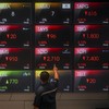 410 Saham Kebakaran, IHSG Melemah ke 8.008