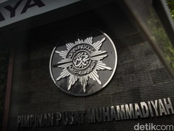 OJK Terima Permohonan Muhammadiyah Ubah BPR Jadi BPR Syariah