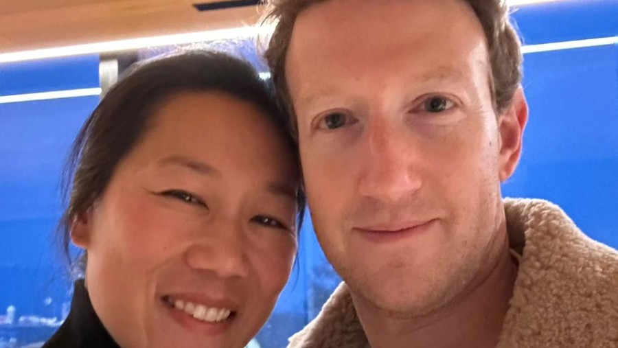 Mark Zuckerberg Mark Zuckerberg
