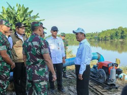 Mentan Targetkan Petani Lamongan Tanam Padi 3 Kali dengan Pompanisasi