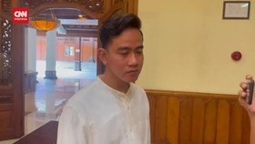 VIDEO: Gibran Bantah Projo Soal Tak Ada Peluang Pertemuan Jokowi-Mega